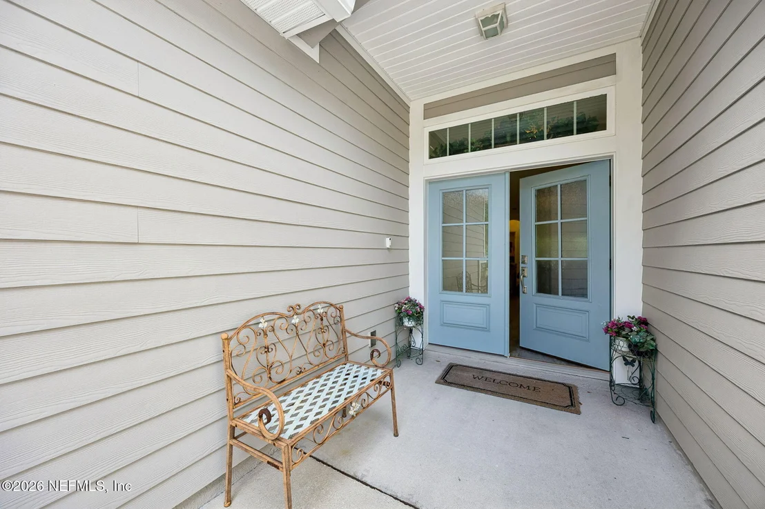 Photo of 96017 BREEZEWAY Court