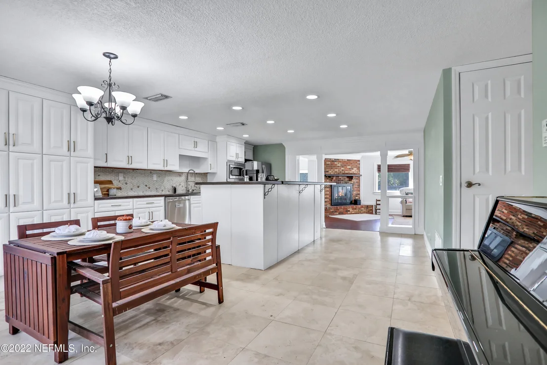 Photo of 204 SARA Drive