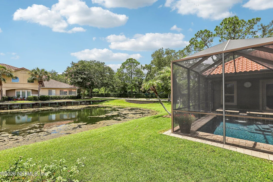 Photo of 4002 LA VISTA Circle
