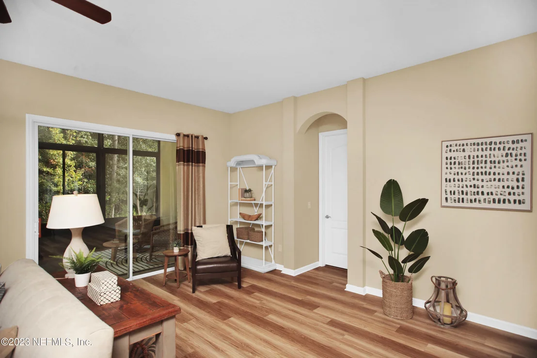 Photo of 1632 SUGAR LOAF Lane