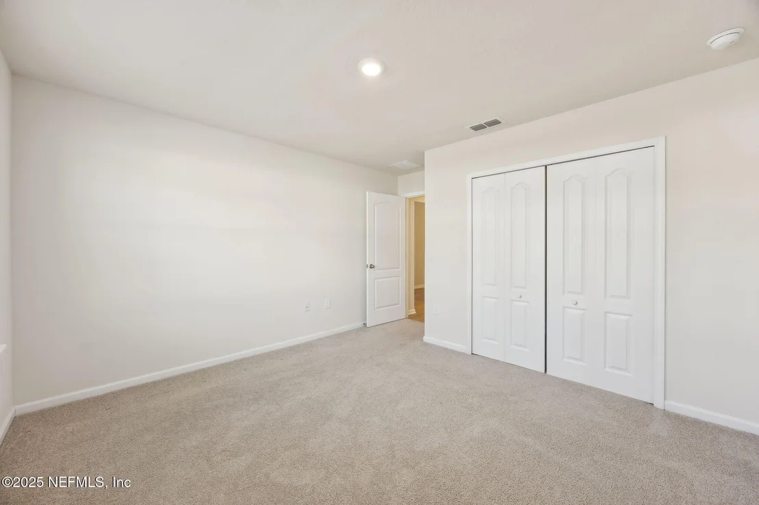 Photo of 70414 WINDING RIVER Drive