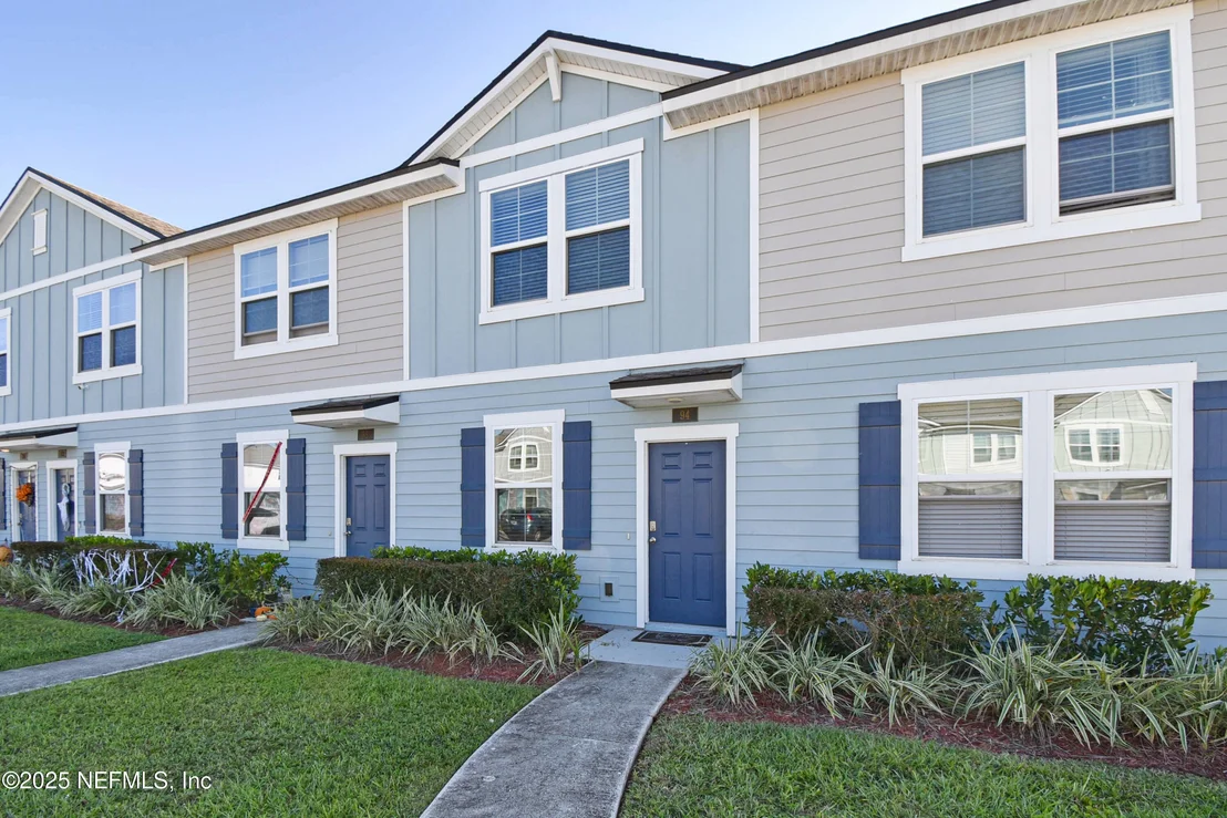 Photo of 94 RED HOUSE Circle