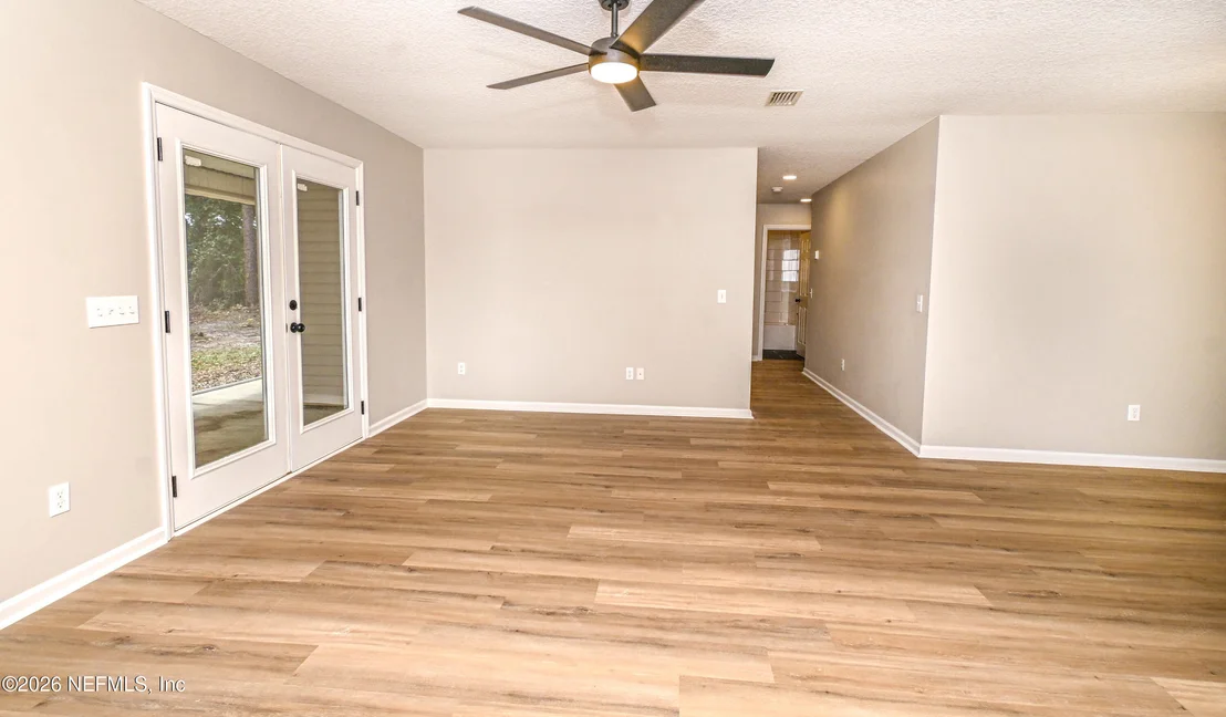 Photo of 6435 RIVER Circle
