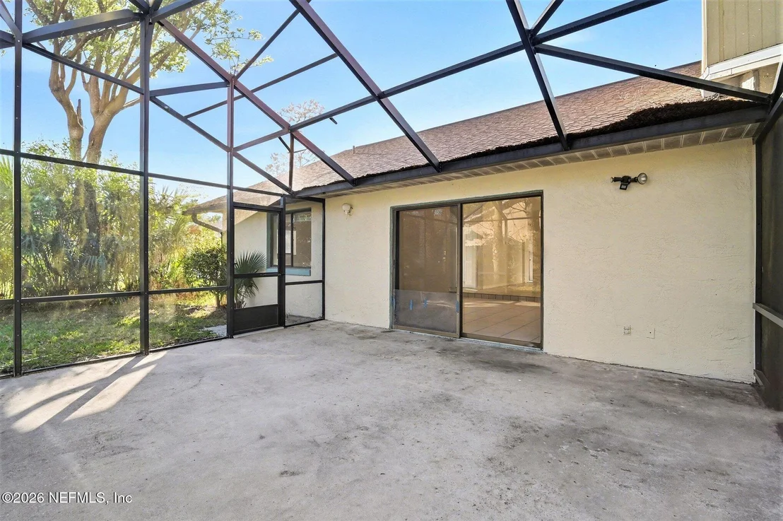 Photo of 10 PATCHOGUE Lane