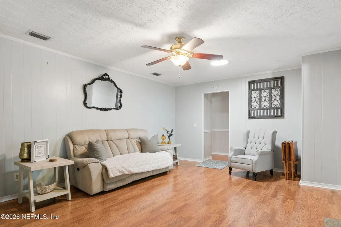 Photo of 5495 FORREST Drive