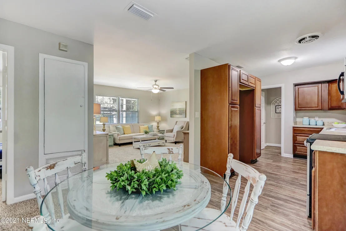 Photo of 10630 DODD Road
