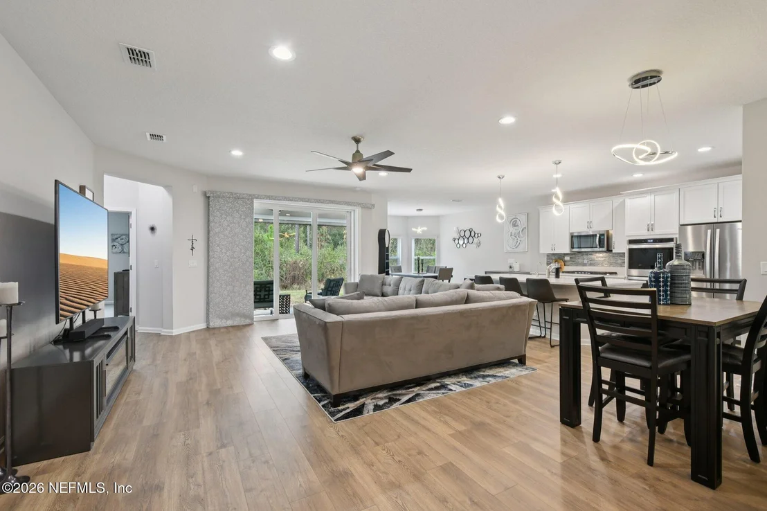 Photo of 75476 SUNBERRY Drive