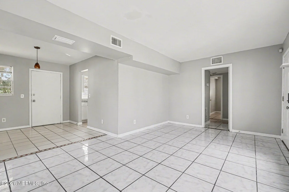 Photo of 4852 HATTERAS Road