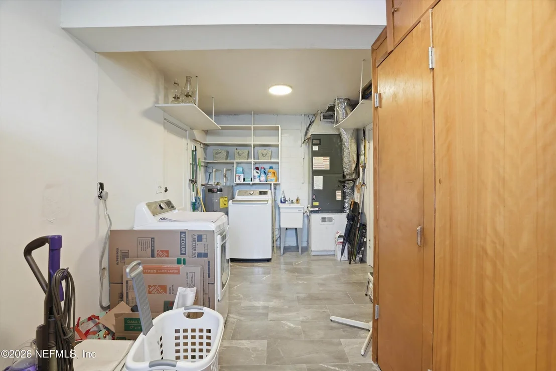 Photo of 6204 DIANE Road