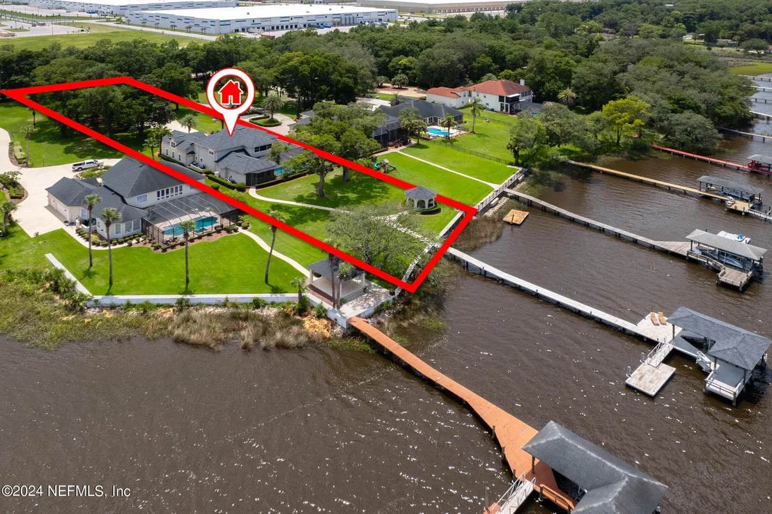 Photo of 1119 CEDAR BAY Road