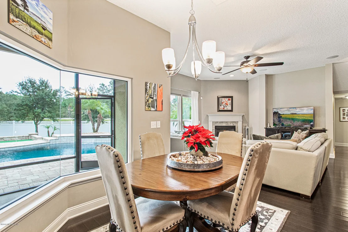 Photo of 428 PAISLEY Place