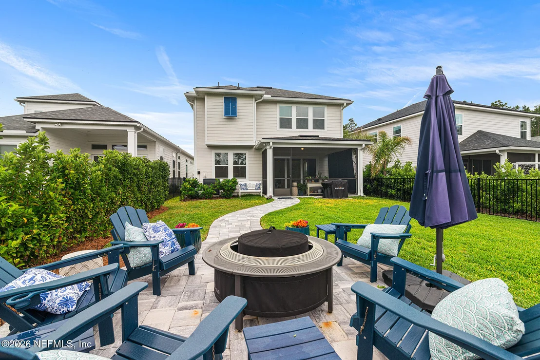 Photo of 428 BLUE HAMPTON Drive