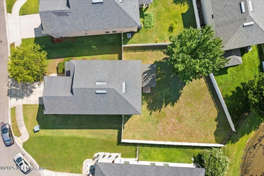 Photo of 529 DEERCROFT Lane