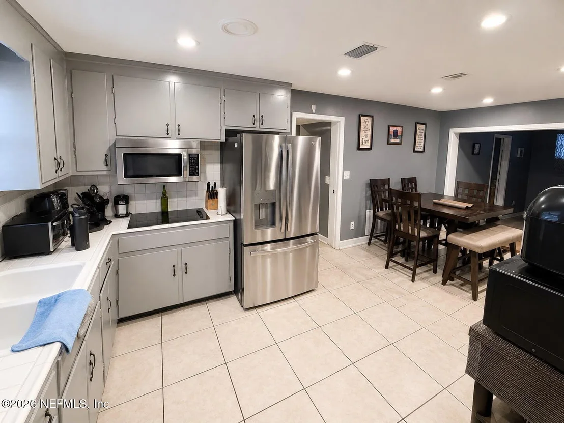 Photo of 6400 DIANE Road