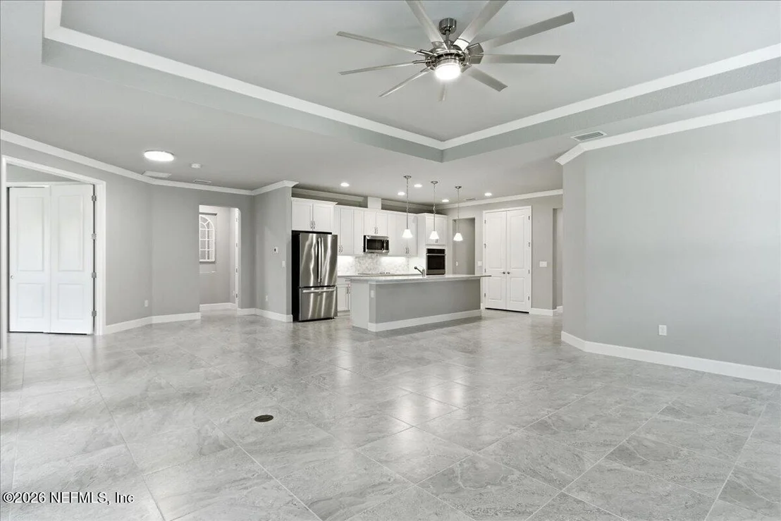 Photo of 205 HEATHERWOOD Court
