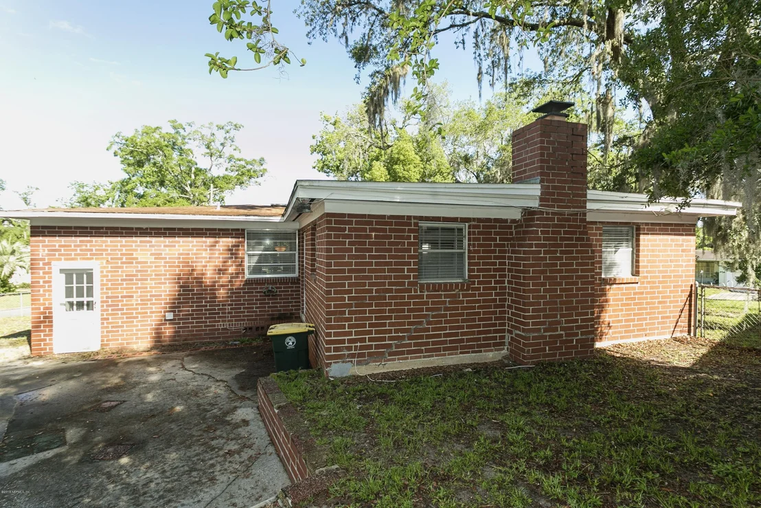 Photo of 8604 EMERALD ISLE Circle N