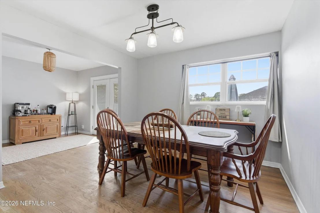 Photo of 2438 BUTTONWOOD Drive