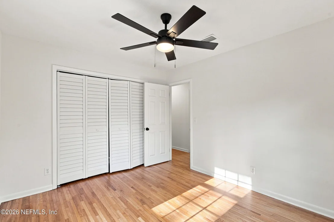 Photo of 116 SUZANNE Avenue