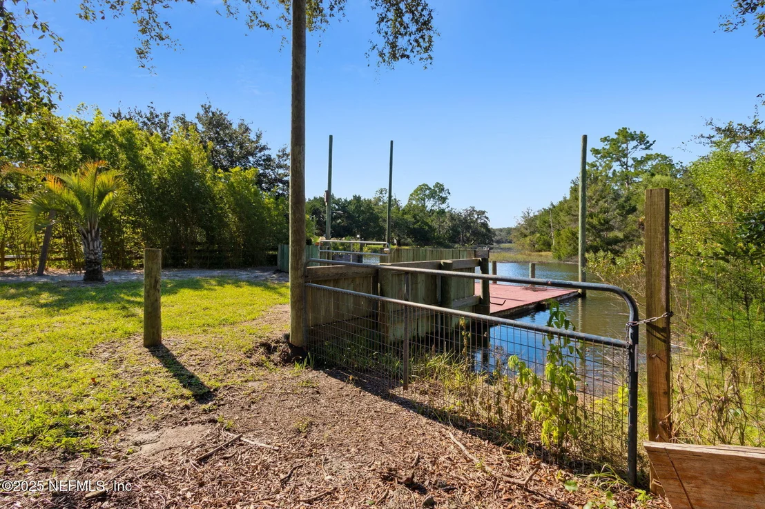 Photo of 16199 SHELLCRACKER Road