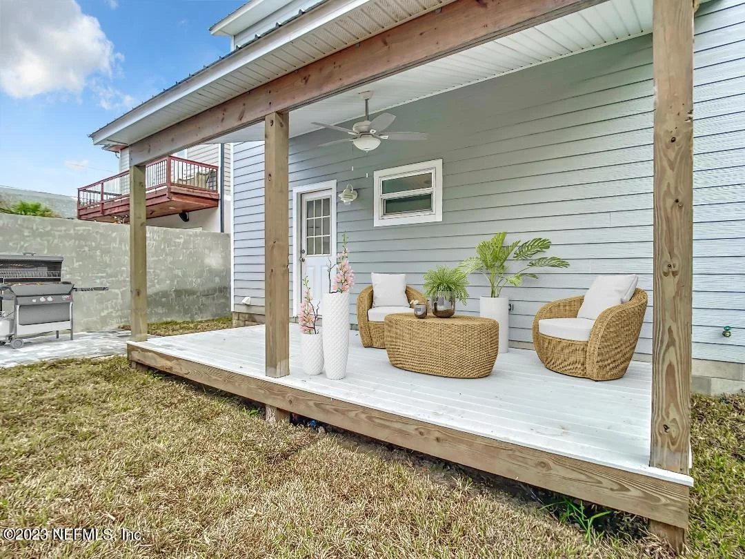 Photo of 6635 MADISON Street