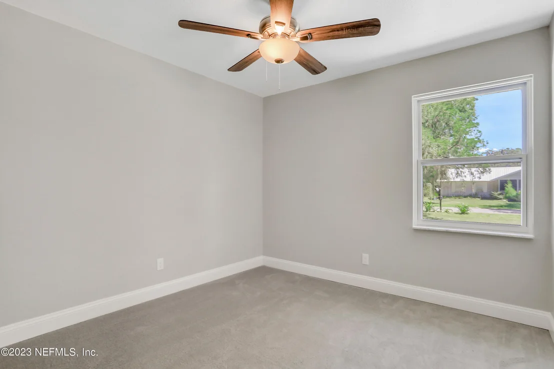 Photo of 128 BELLRAY Drive
