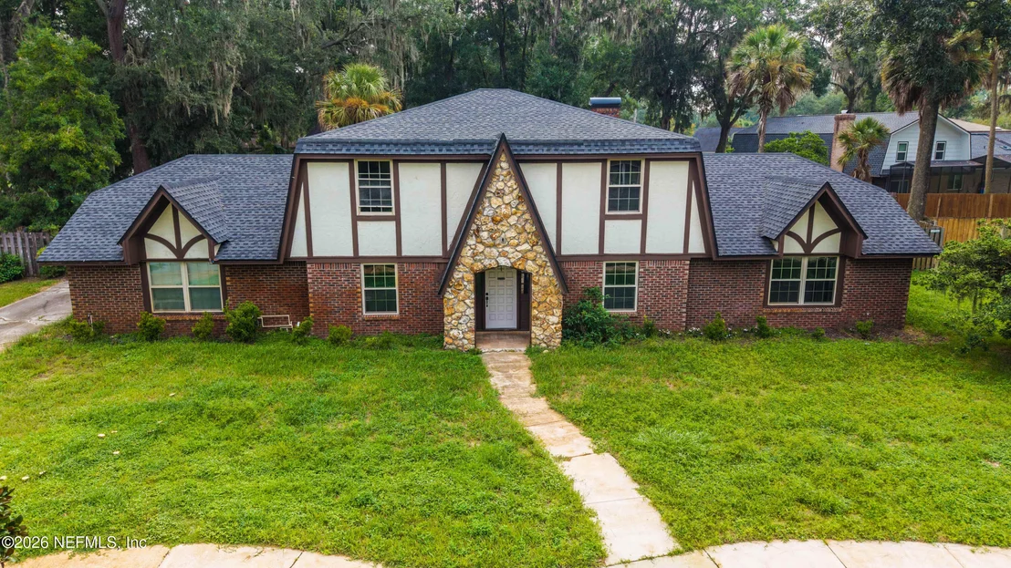 Photo of 4463 RIVER TRAIL Road