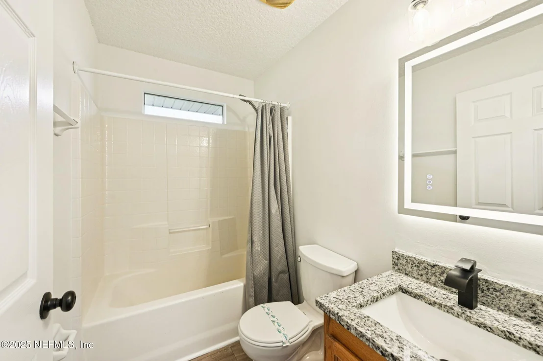 Photo of 8761 REDLEAF Court