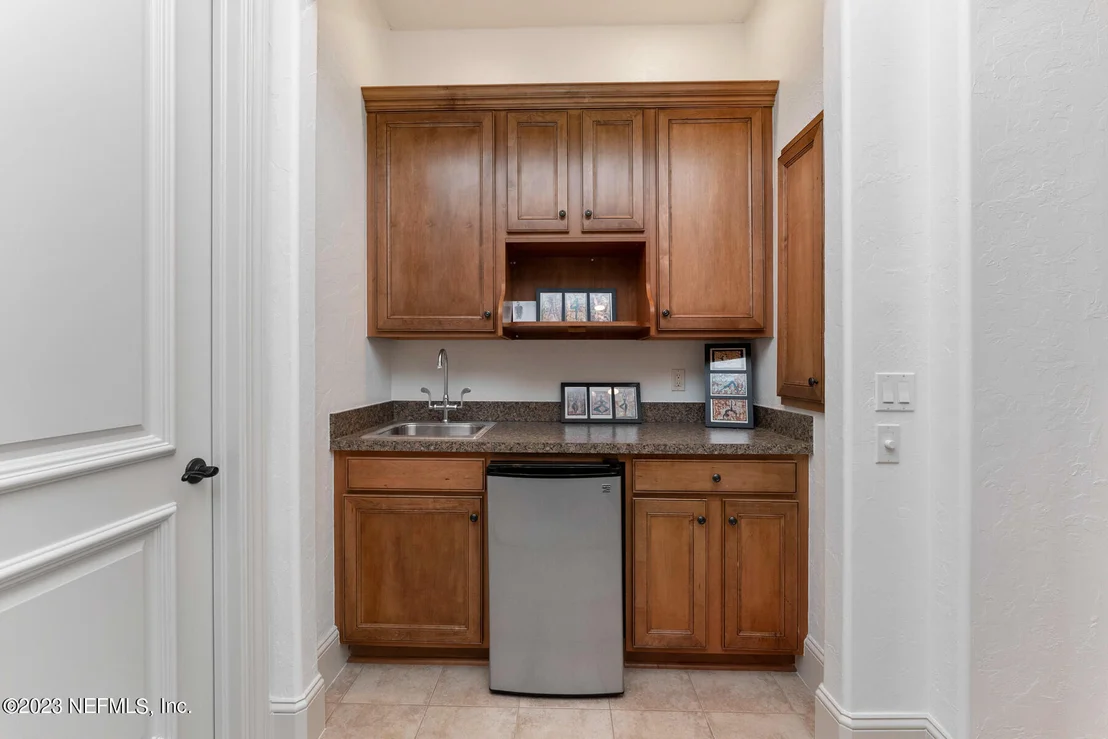 Photo of 1235 WINDSOR HARBOR Drive