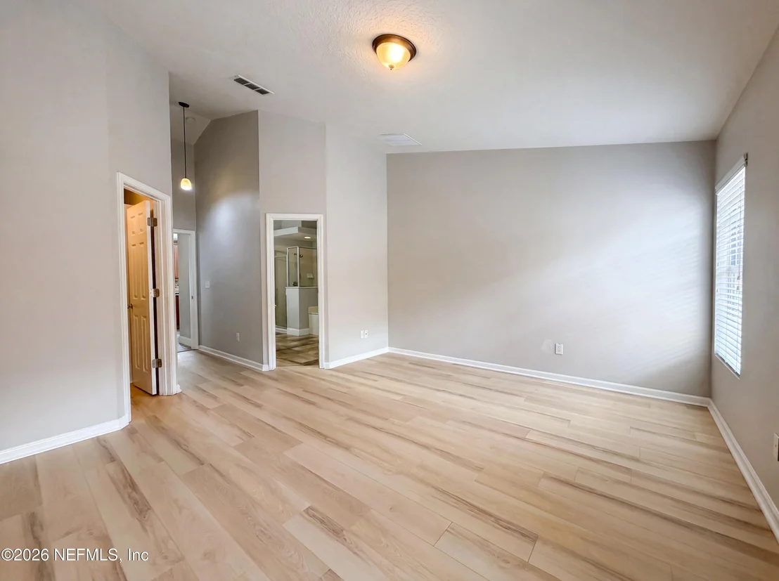 Photo of 617 BIRCHBARK Trail