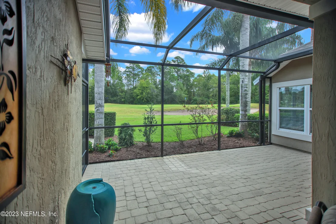 Photo of 944 OXFORD Drive