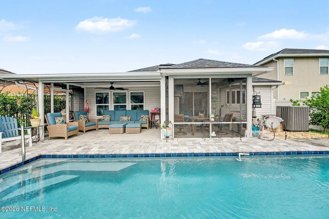 Photo of 16013 HUTTON Lane