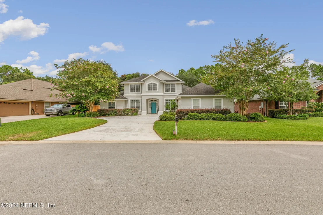 Photo of 4120 LONICERA Loop