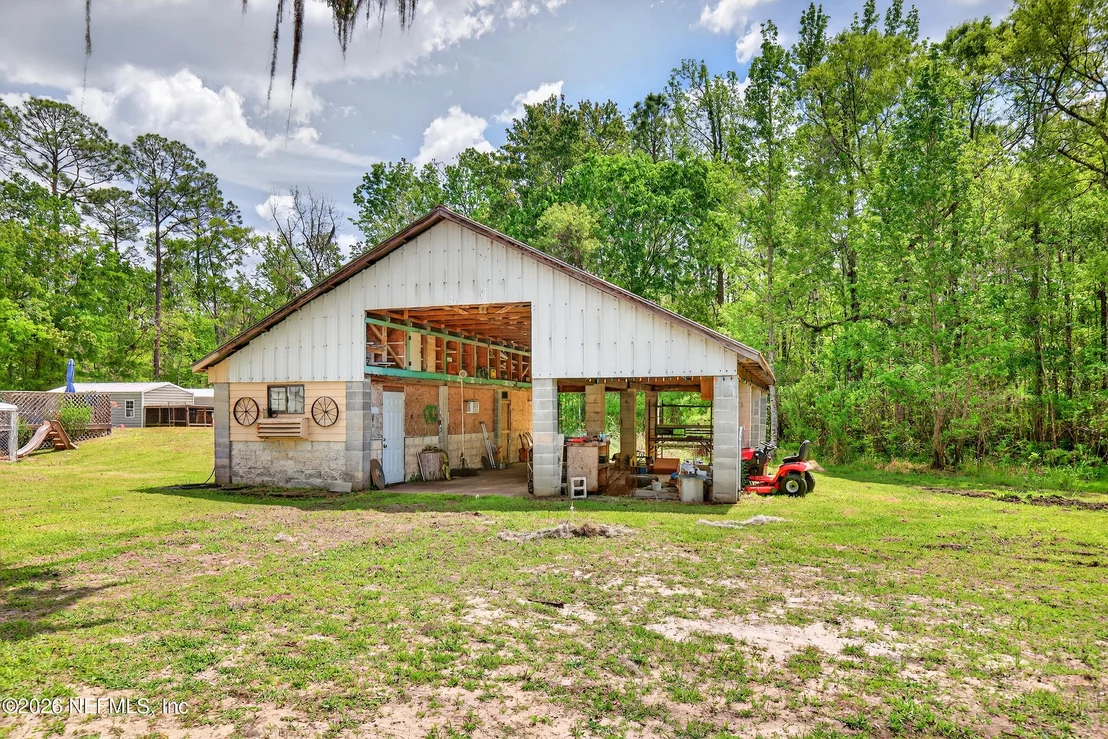 Photo of 43122 PINERIDGE Drive