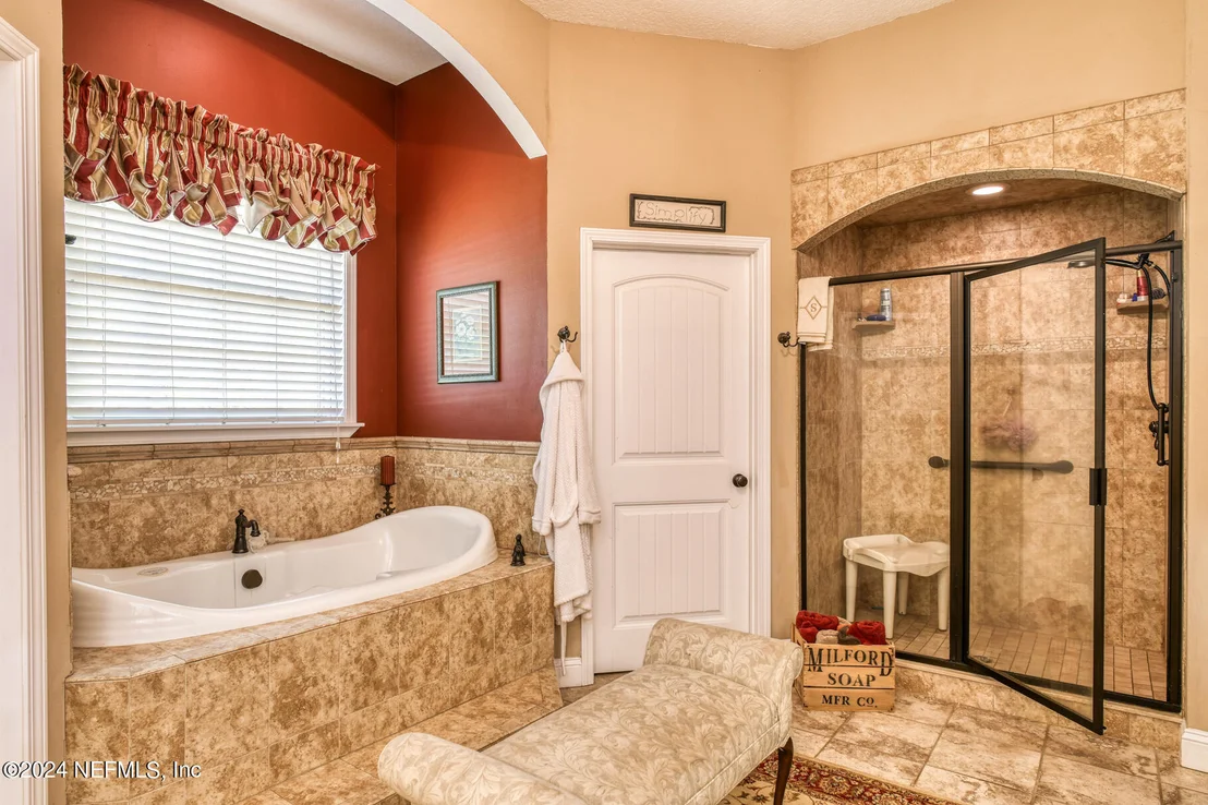 Photo of 1155 COUSINTOWN Road