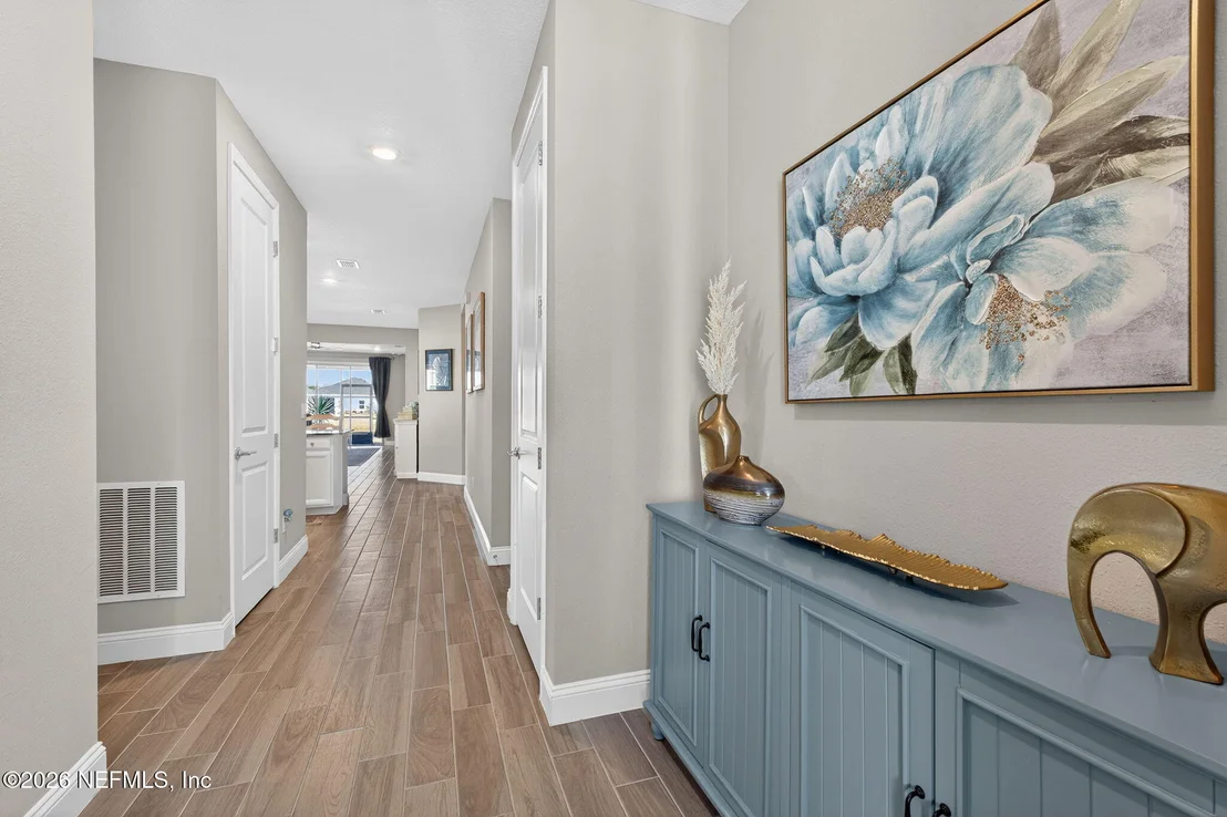 Photo of 378 VARNER Way