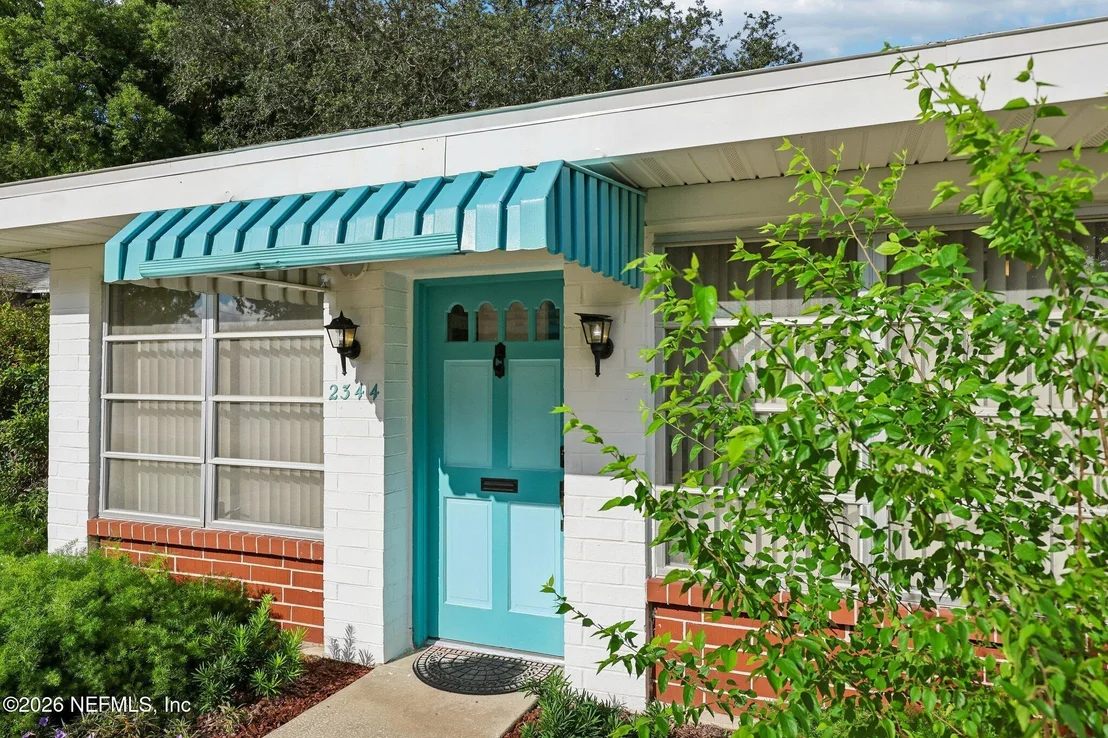 Photo of 2344 BAYVIEW Road