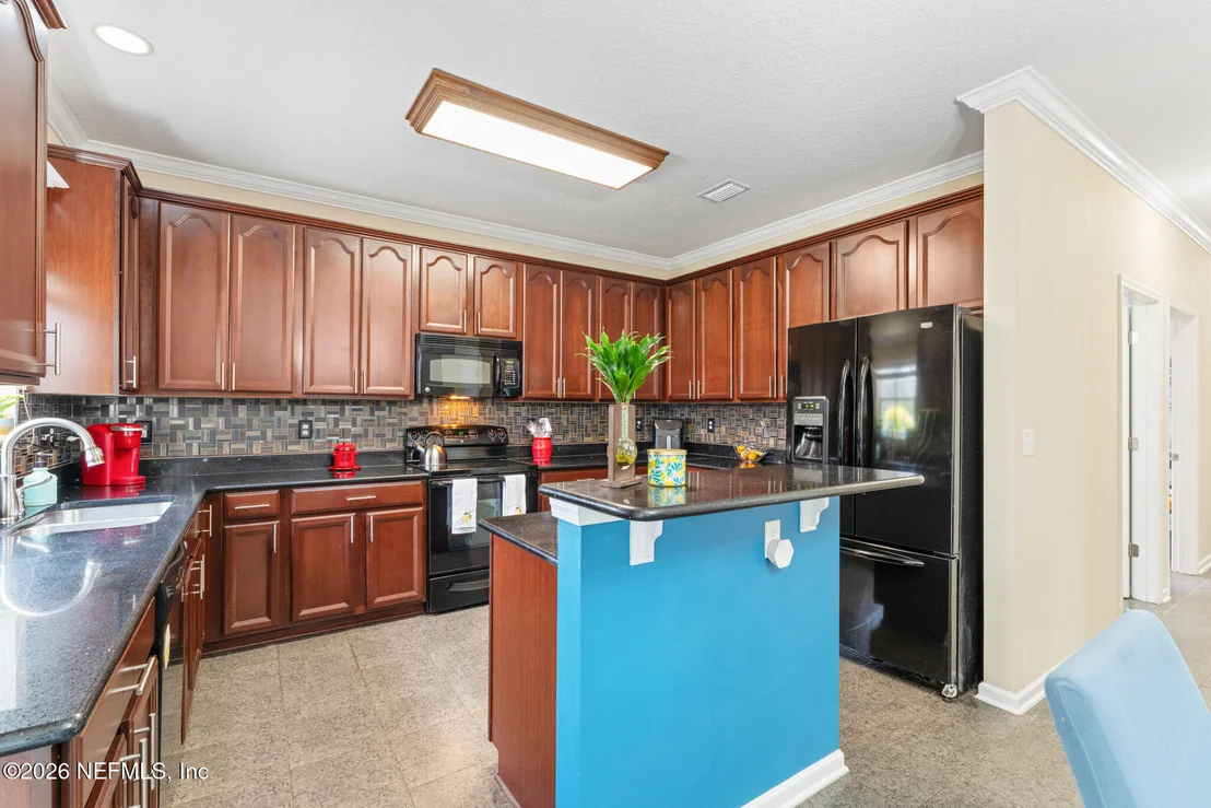 Photo of 425 FORT DRUM Court