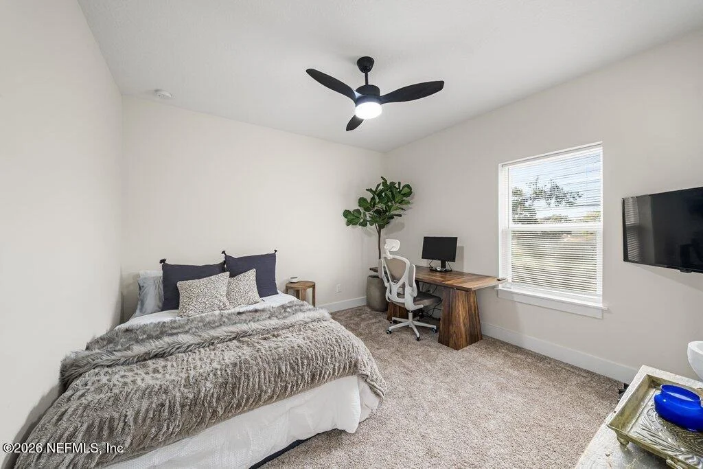 Photo of Unit C at 45 DONNER Road