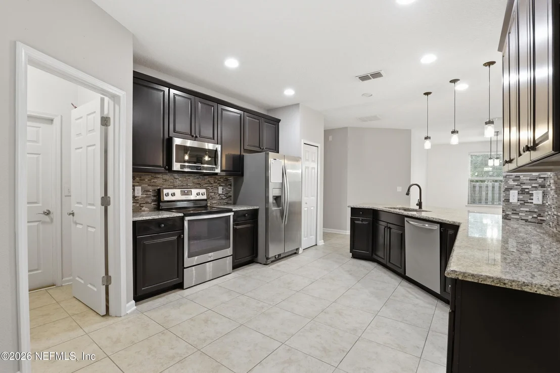 Photo of 219 STRAW POND Way