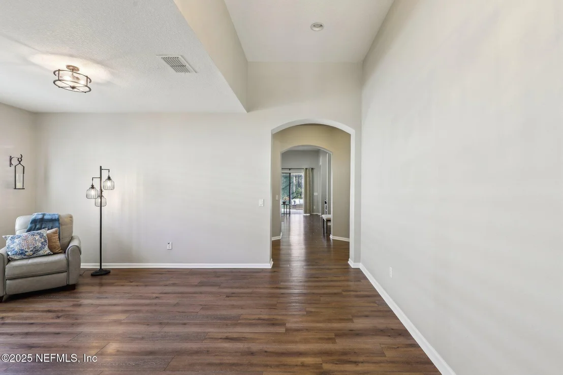 Photo of 191 CORNWALL Drive