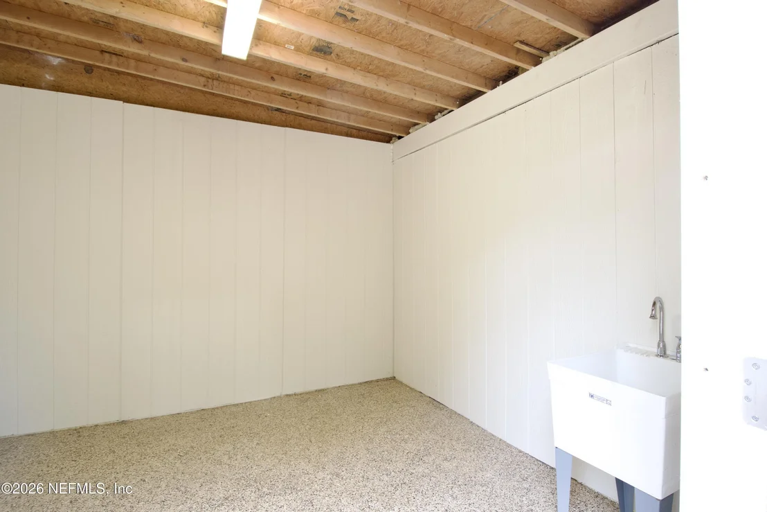 Photo of 1161 WHISPERING PINES Road