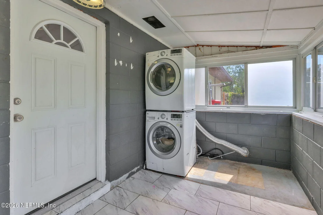 Photo of 8538 OCALA Avenue