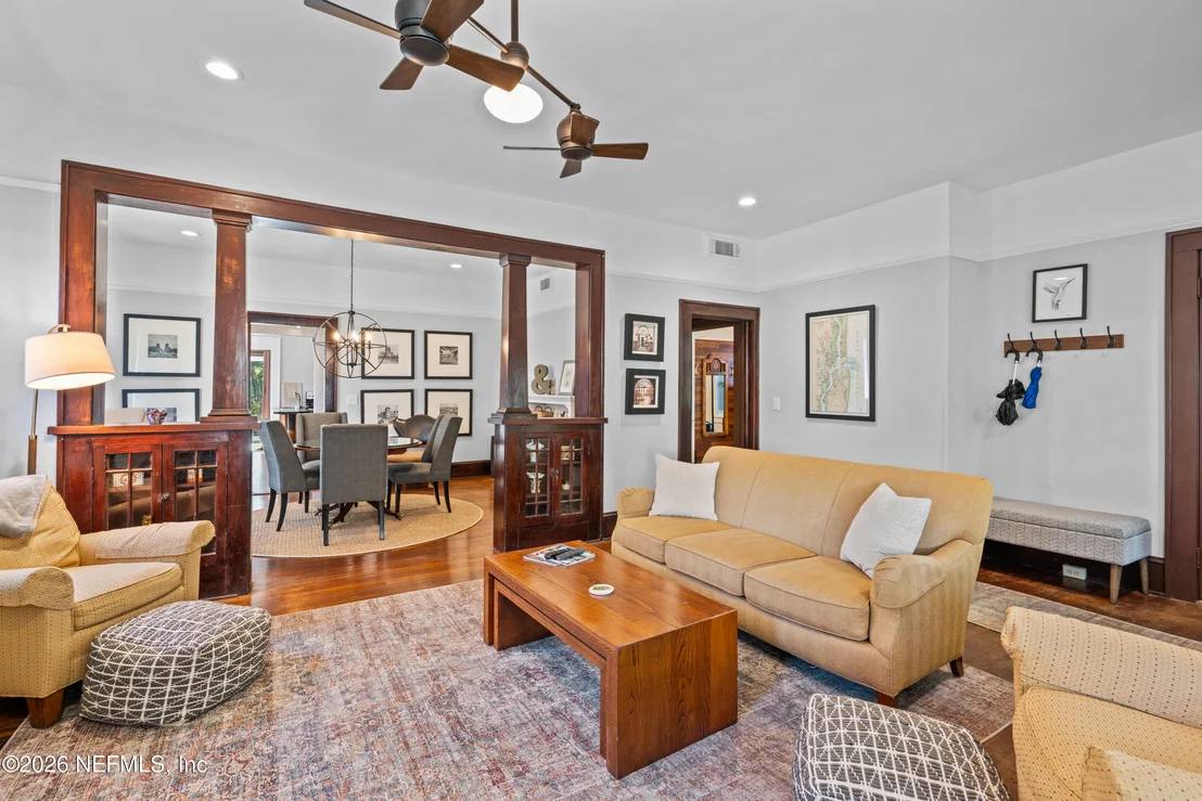 Photo of 15 SEVILLA Street