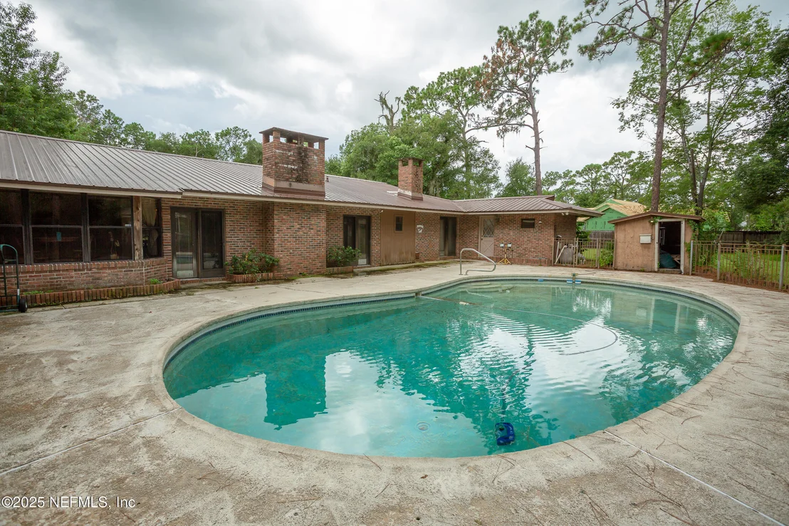 Photo of 188 ESTATES Drive
