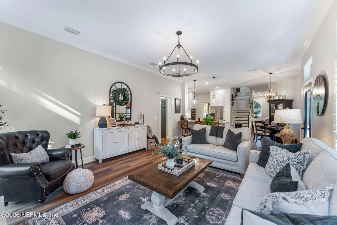 Photo of 1204 CREEK BEND Road