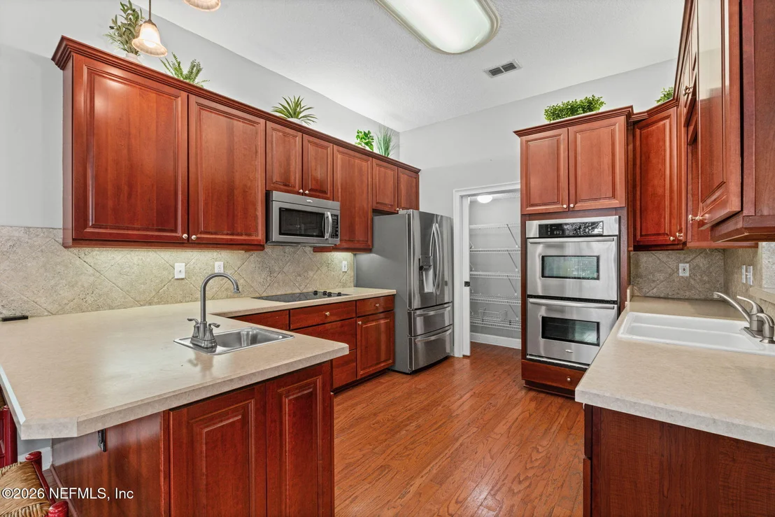 Photo of 212 TWINING TRCE