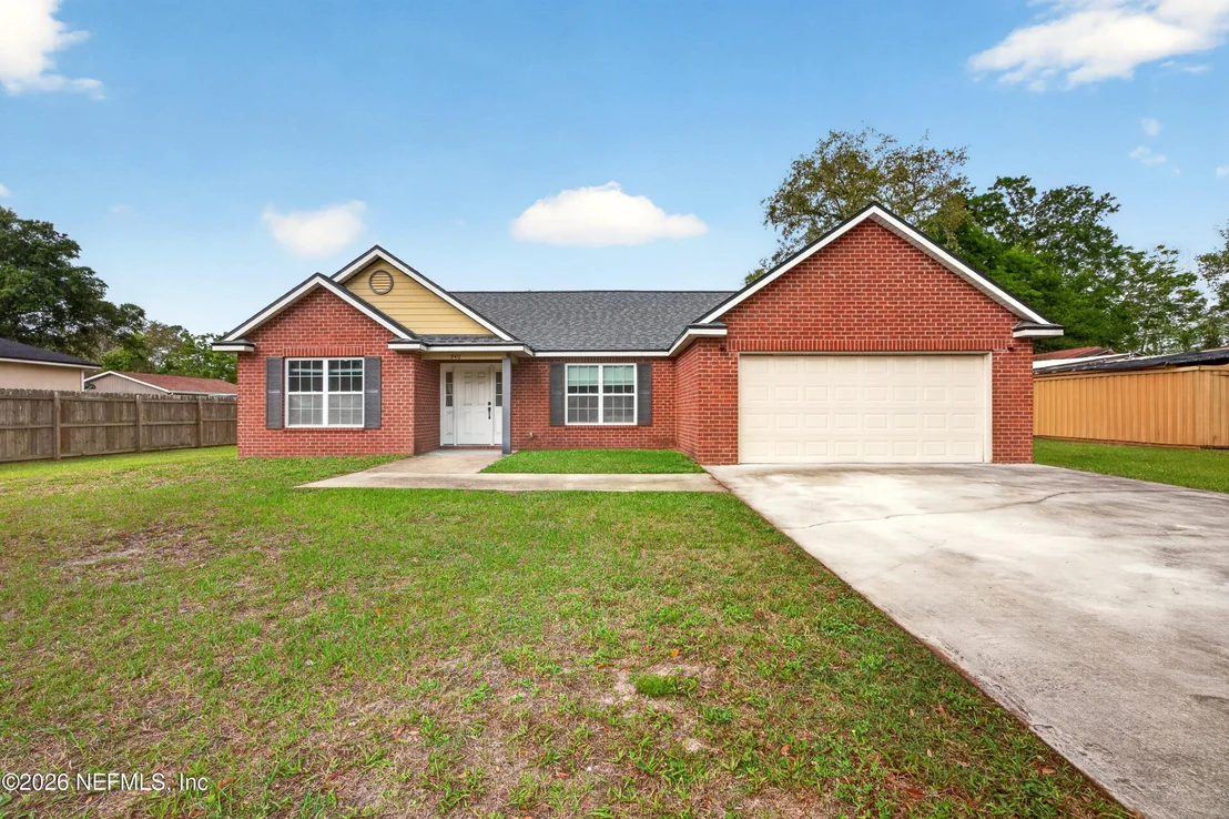 Photo of 940 STATE ROAD 13 N