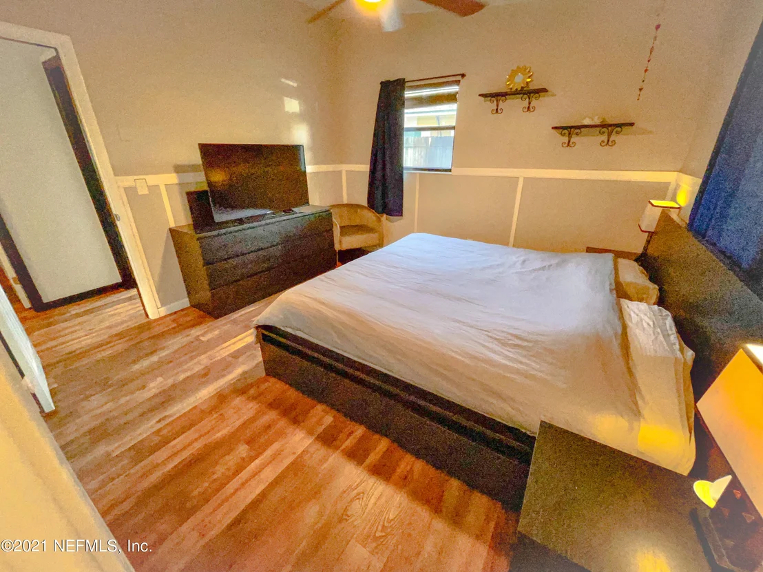 Photo of 303 RIO Road