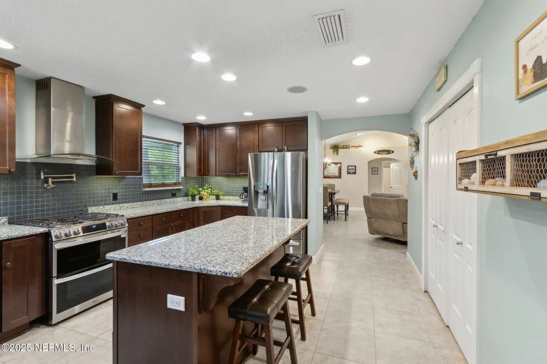 Photo of 11624 CHAPPARELL Road