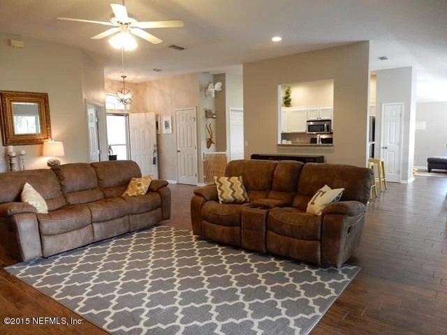 Photo of 100 IVY LAKES Drive